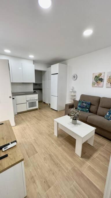 Rockside Residences Suites La Linea N3 La Línea de la Concepción Eksteriør bilde